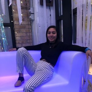 Meet your Posher, Jasmine